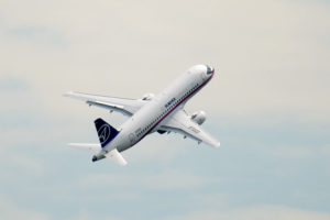 SSJ 100