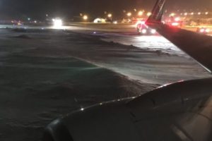 WestJet Boeing 737 stuck snow